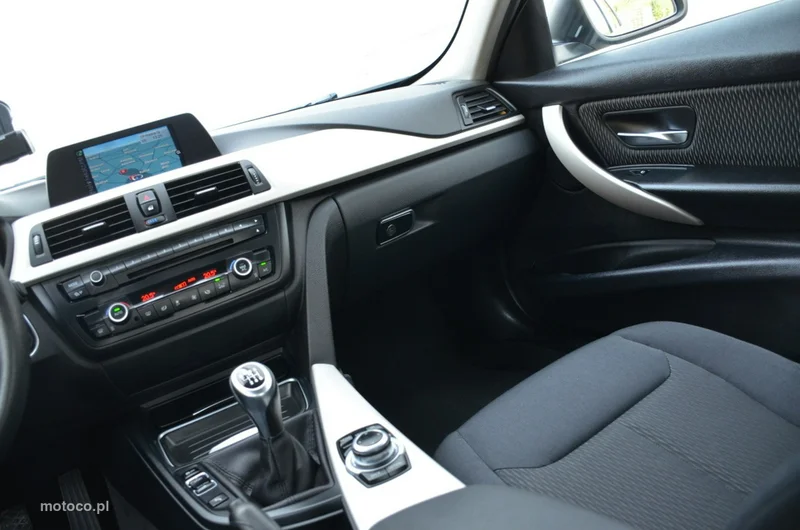 BMW Seria 3 F30 320 27