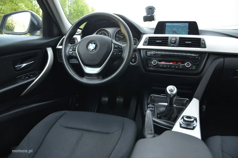 BMW Seria 3 F30 320 28