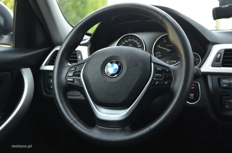 BMW Seria 3 F30 320 29