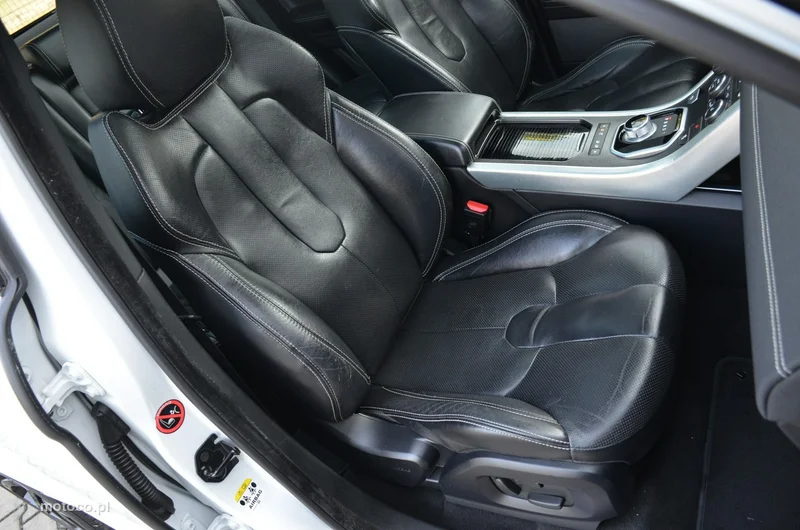 Land Rover Range Rover Evoque 29