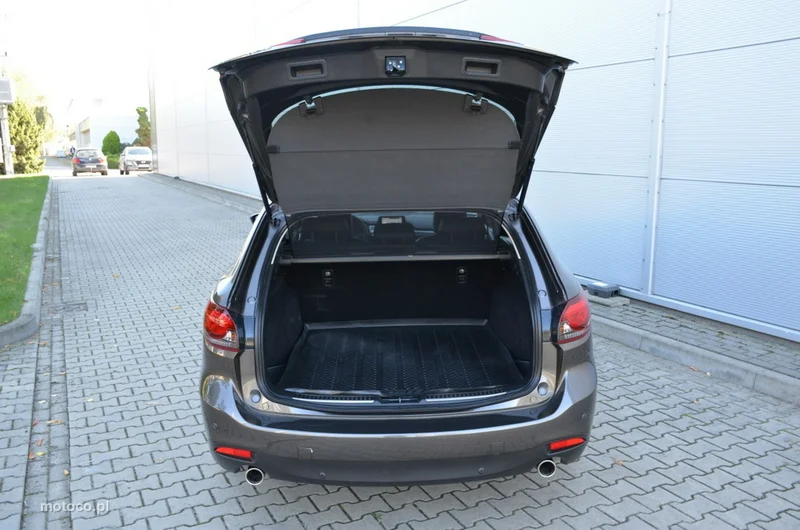 Mazda 6 9