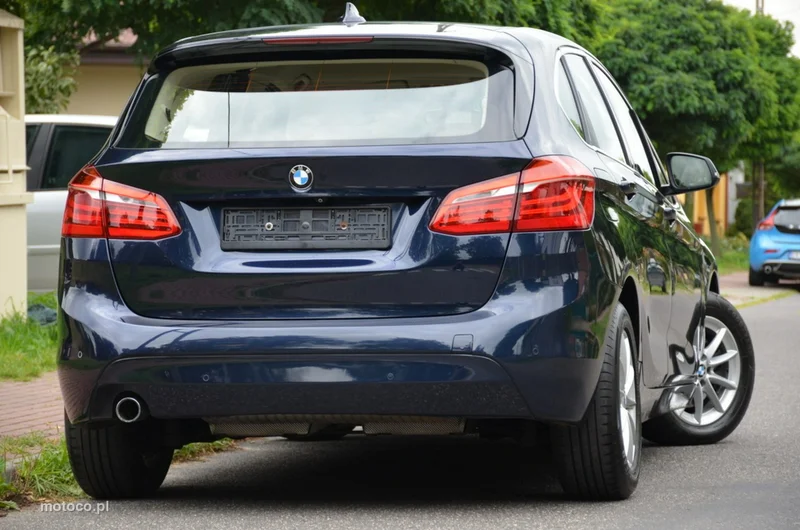 BMW Seria 2 F45 218 10