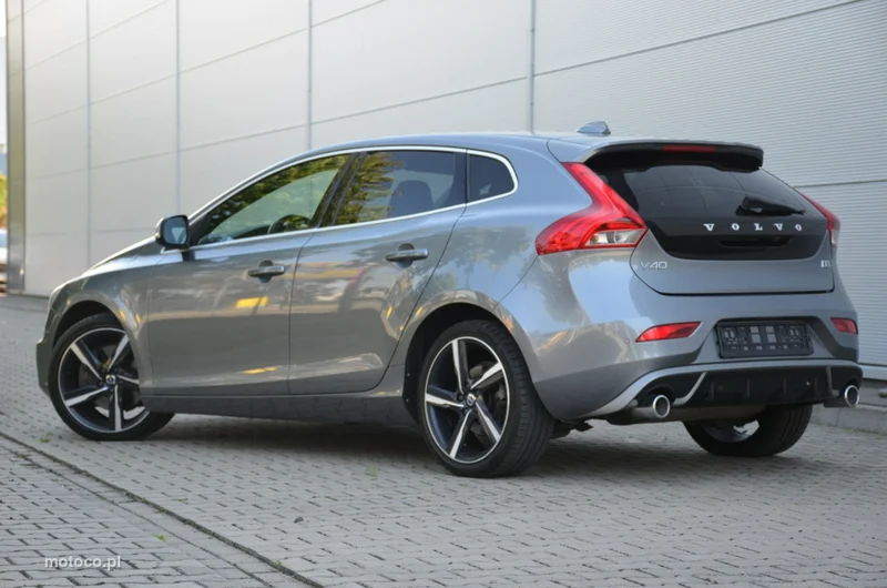 Volvo V40 7