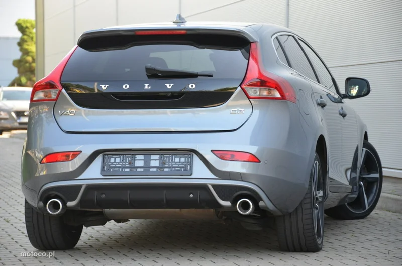 Volvo V40 10