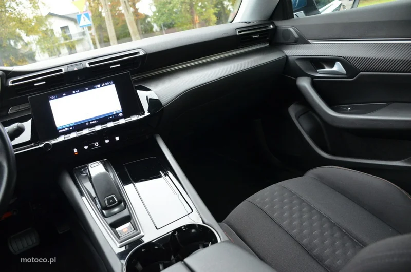 Peugeot 508 30