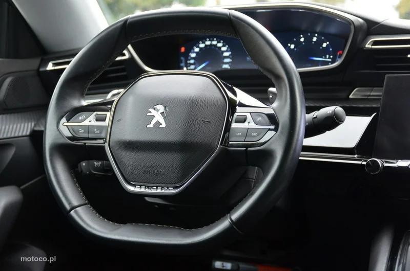 Peugeot 508 32