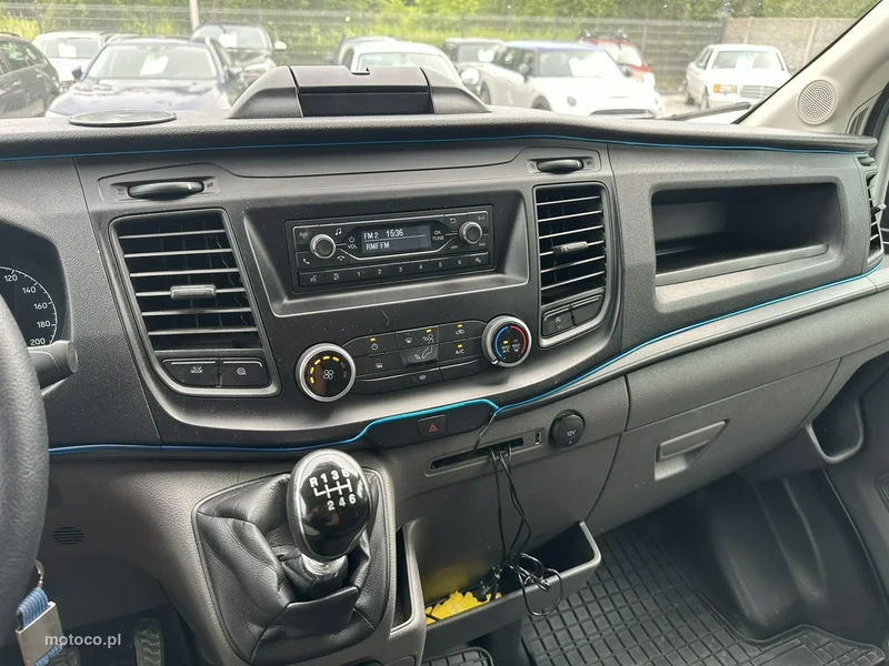 Ford Transit 13