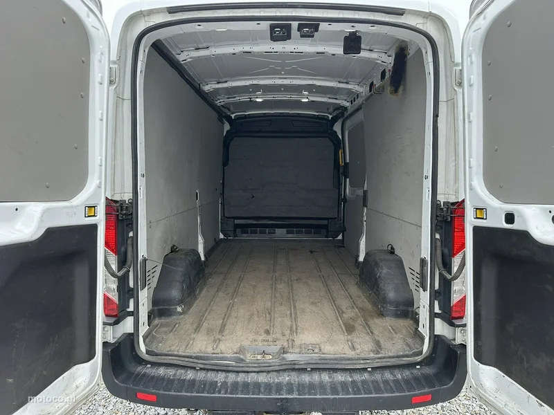 Ford Transit 4
