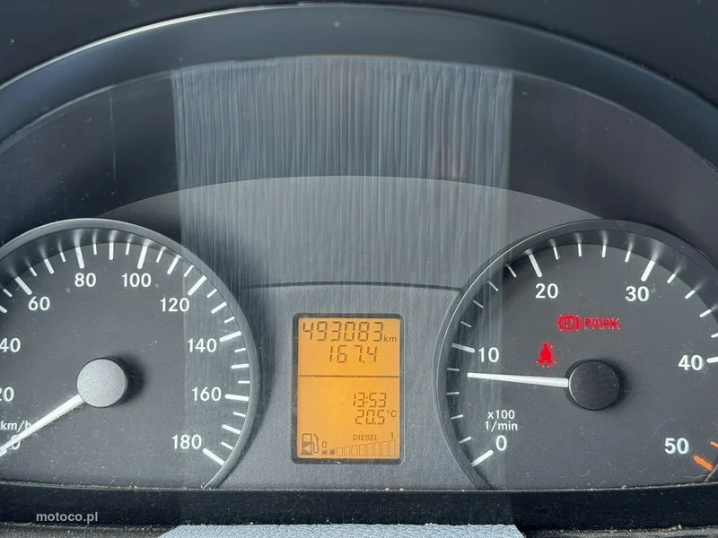 Mercedes-Benz Sprinter 17