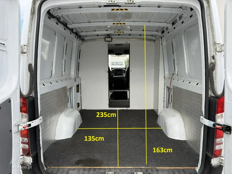 Mercedes-Benz Sprinter 23