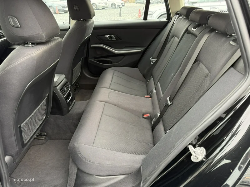 BMW Seria 3 G20 320 11