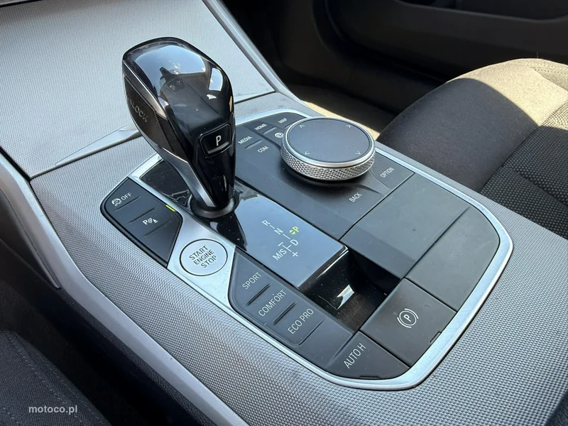 BMW Seria 3 G20 320 27