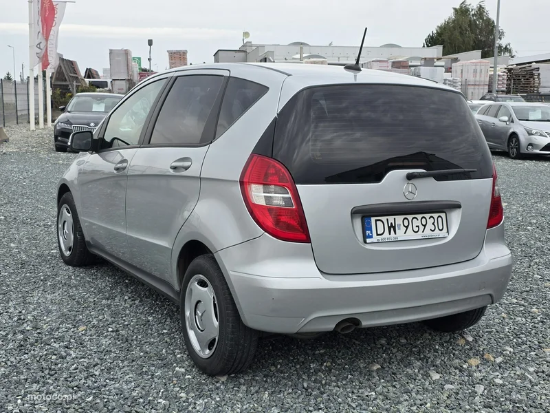 Mercedes-Benz Klasa A W169 A 180 7