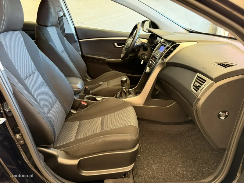 Hyundai i30 14