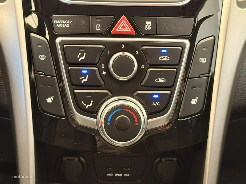 Hyundai i30 22