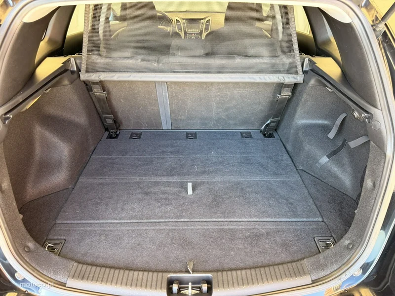Hyundai i30 24