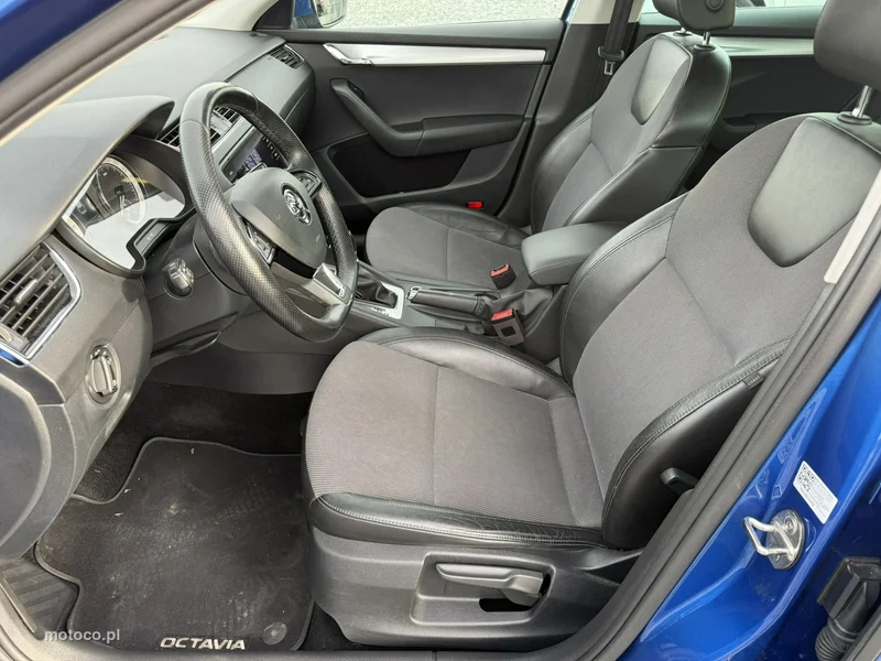 Skoda Octavia III 6
