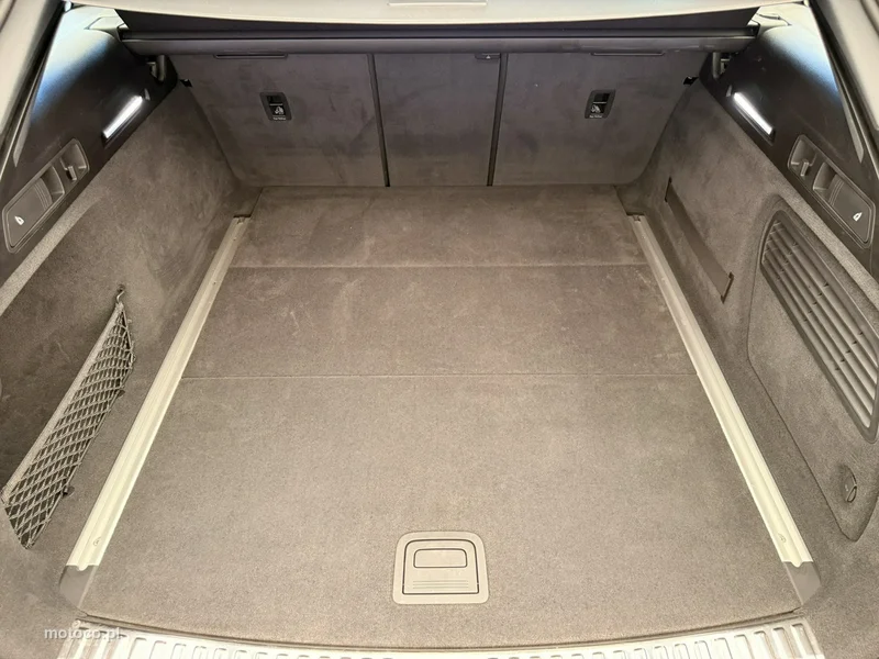 Audi A6 C8 41