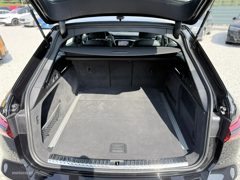 Audi A6 C8 42