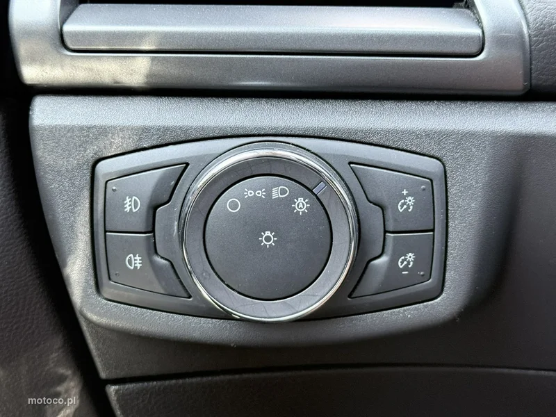 Ford Mondeo V 15