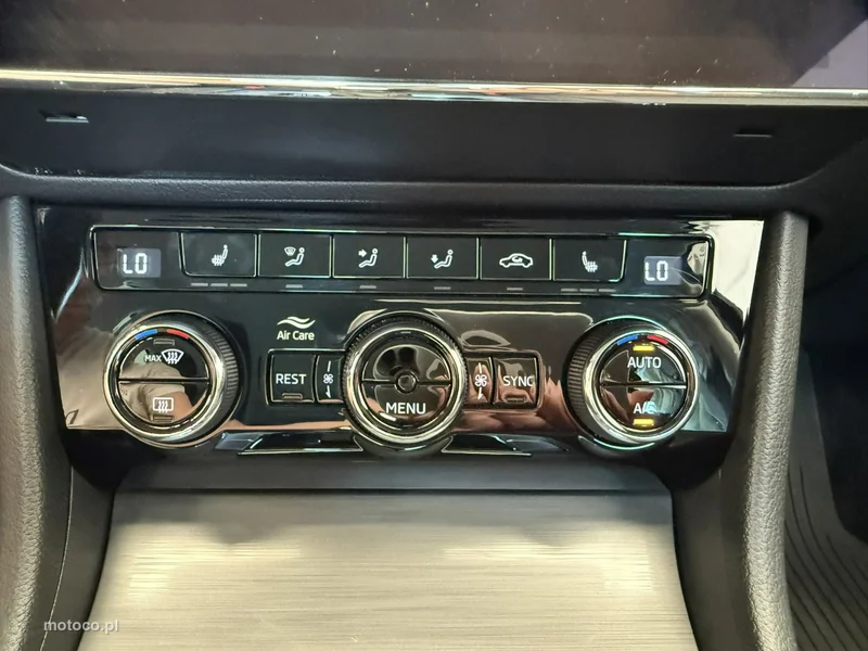 Skoda Superb III 17