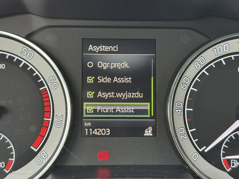 Skoda Superb III 22