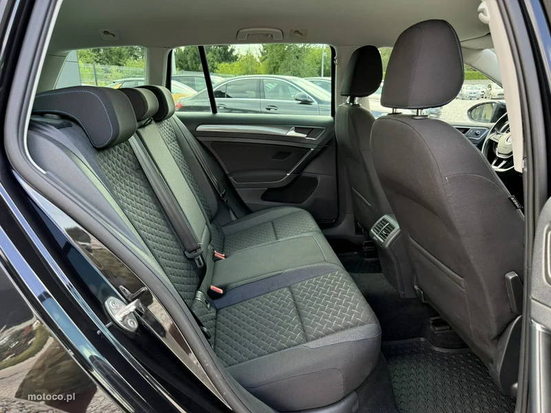 Volkswagen Golf Variant 13