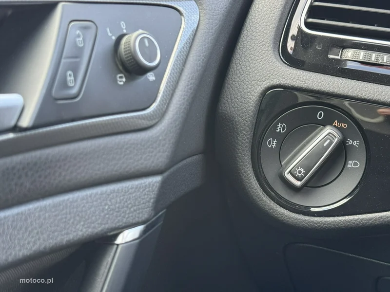 Volkswagen Golf Variant 16