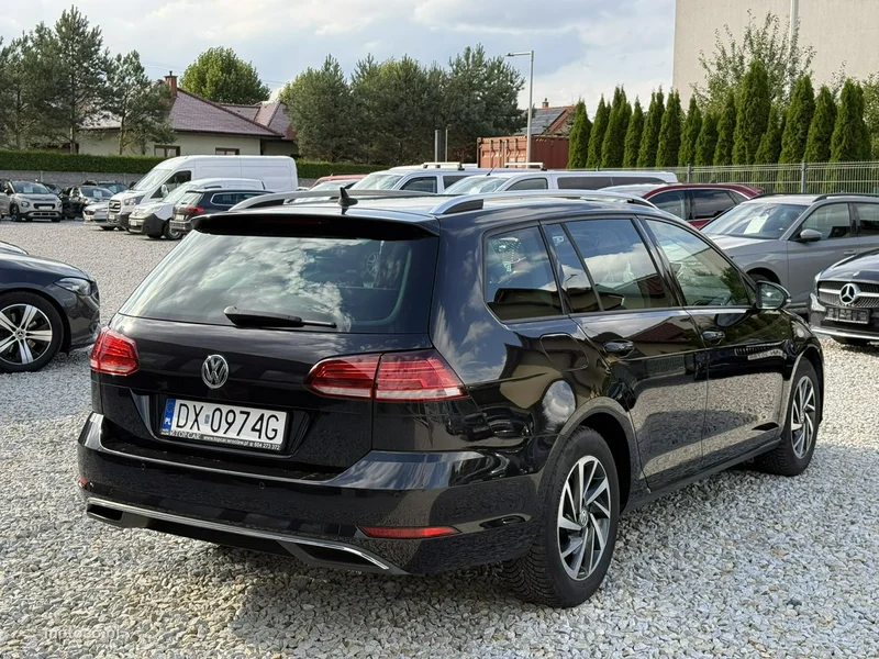 Volkswagen Golf Variant 9