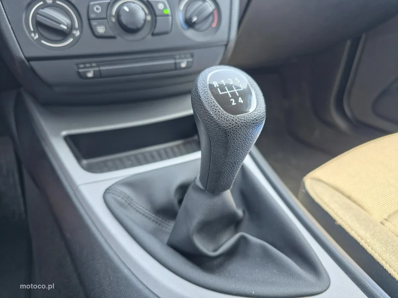 BMW Seria 1 E87 116 19
