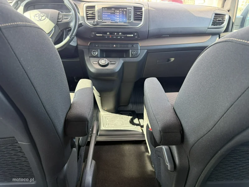 Toyota Proace (Verso) 11