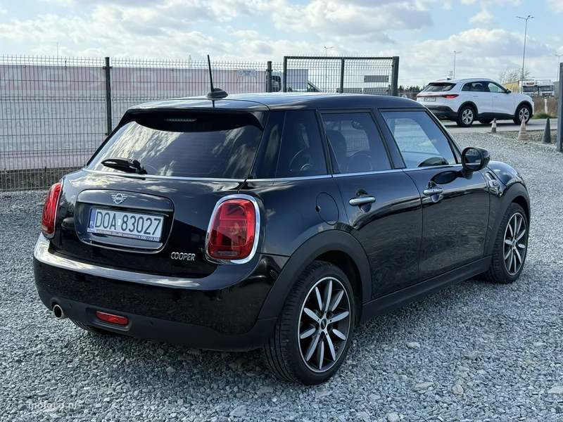 MINI Cooper 11