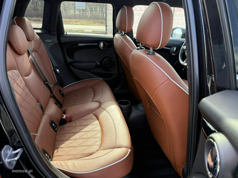 MINI Cooper 13