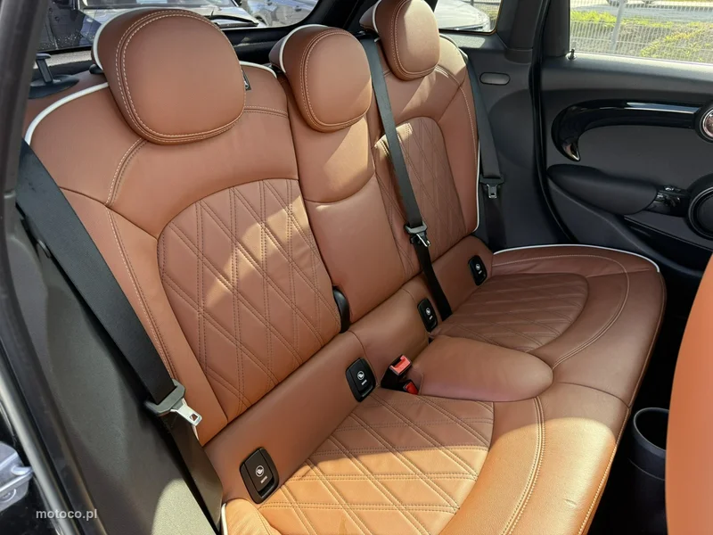 MINI Cooper 14
