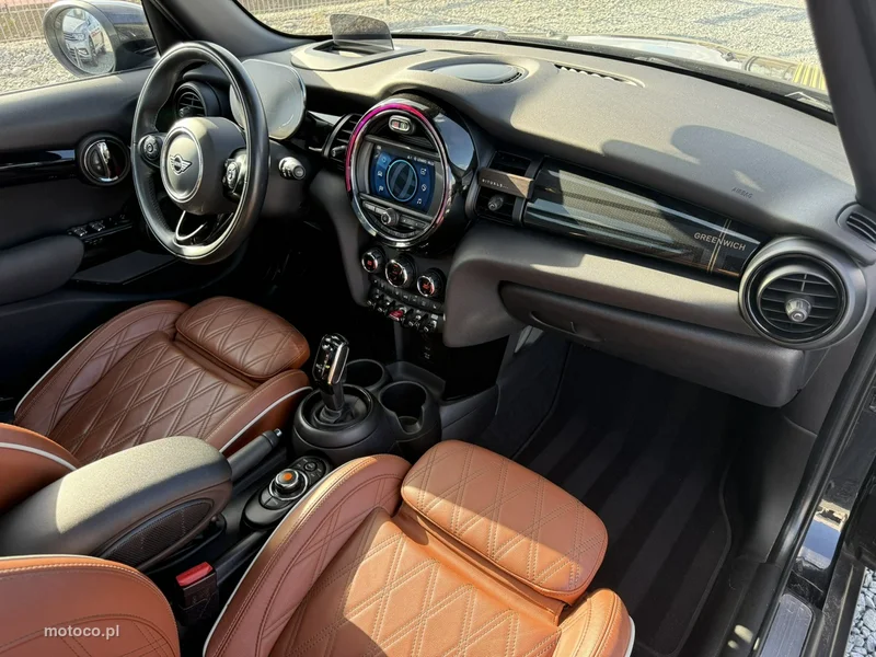 MINI Cooper 16