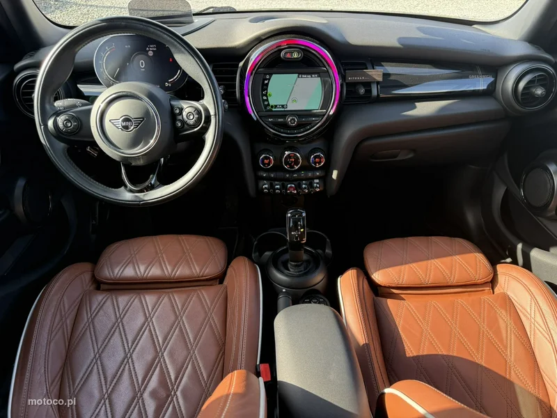 MINI Cooper 4