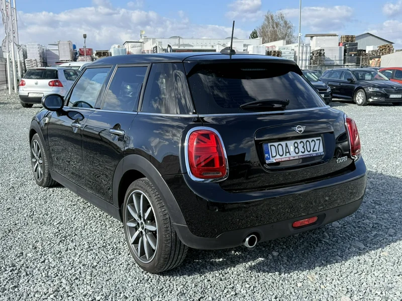 MINI Cooper 9
