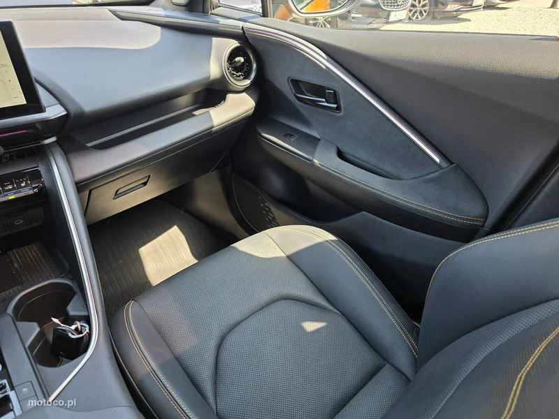 Toyota C-HR II 12