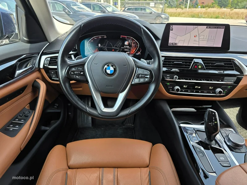 BMW Seria 5 G30 518 5