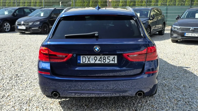 BMW Seria 5 G30 518 8