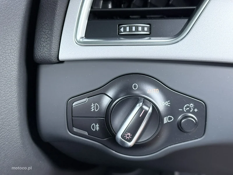 Audi A4 B8 13