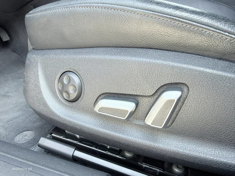 Audi A4 B8 17