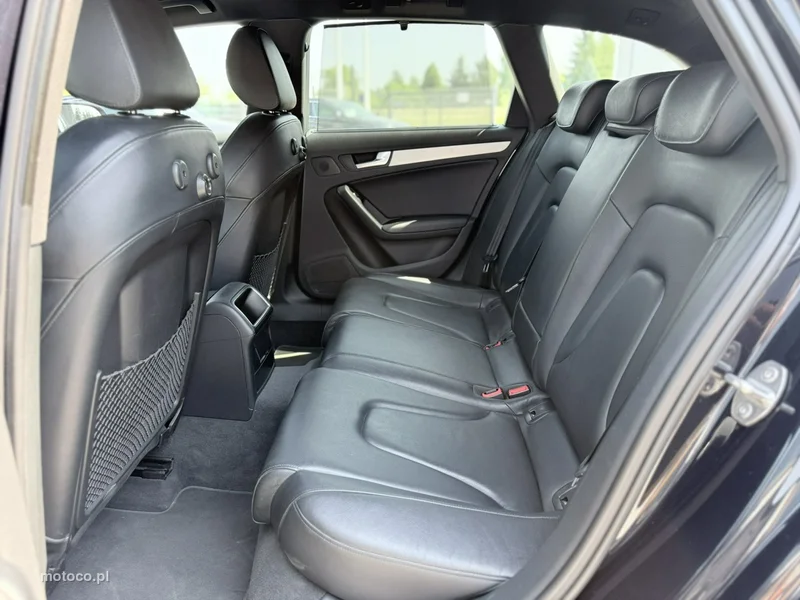 Audi A4 B8 6