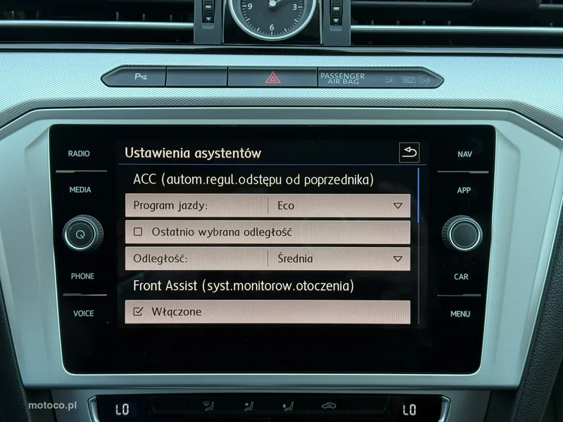 Volkswagen Passat Variant B8 25