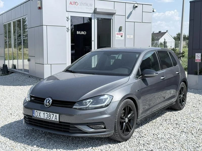 Volkswagen Golf VII