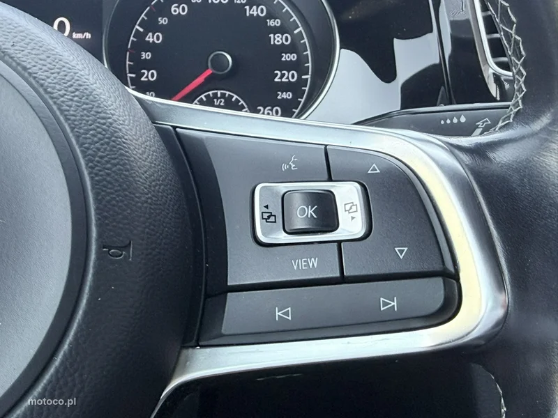 Volkswagen Golf VII 21