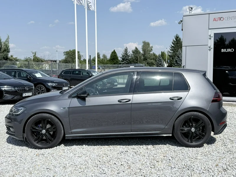 Volkswagen Golf VII 6