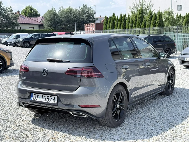Volkswagen Golf VII 9