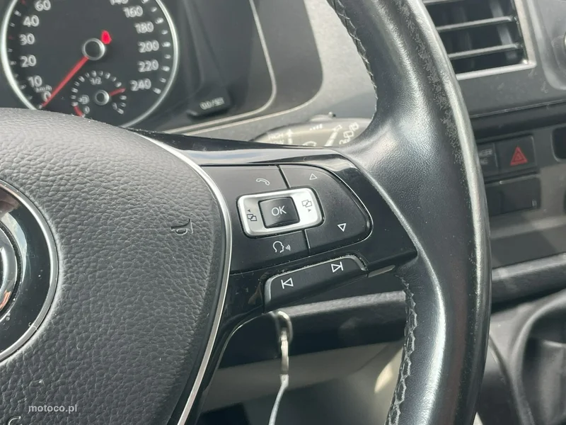 Volkswagen Caravelle 14