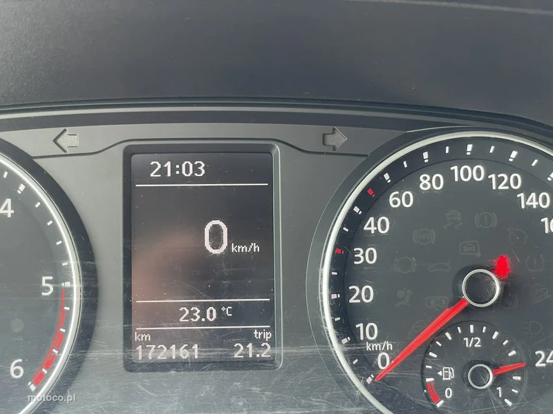 Volkswagen Caravelle 15
